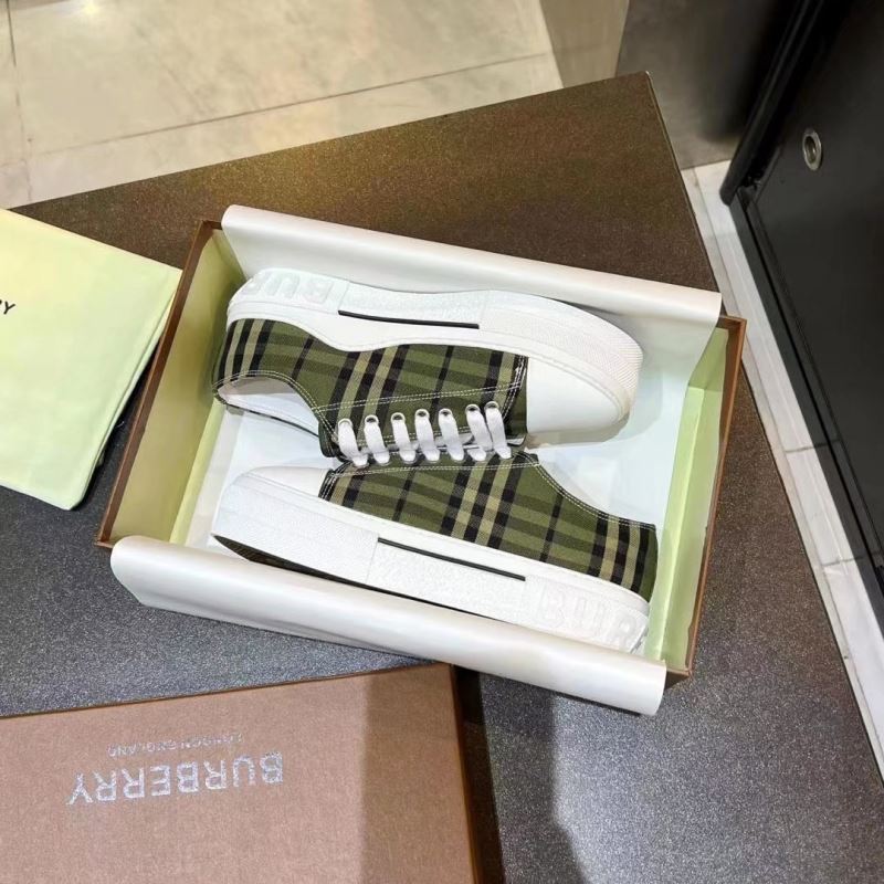 Burberry Low Shoes